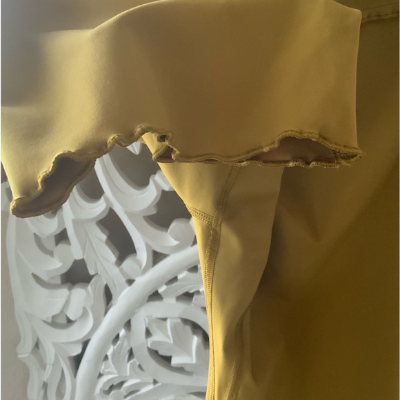 Free people heart rate shorts size Large - Picture 4 of 11